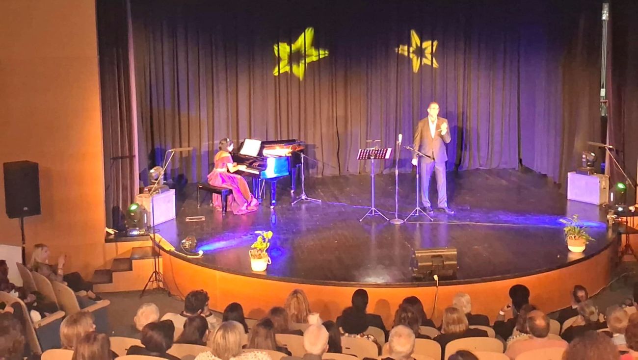 Μουσική βραδιά συγκίνησης και μνήμης – Ο Δήμος Ήλιδας τίμησε τη Σοφία Βέμπο, τη φωνή του Έπους του ’40