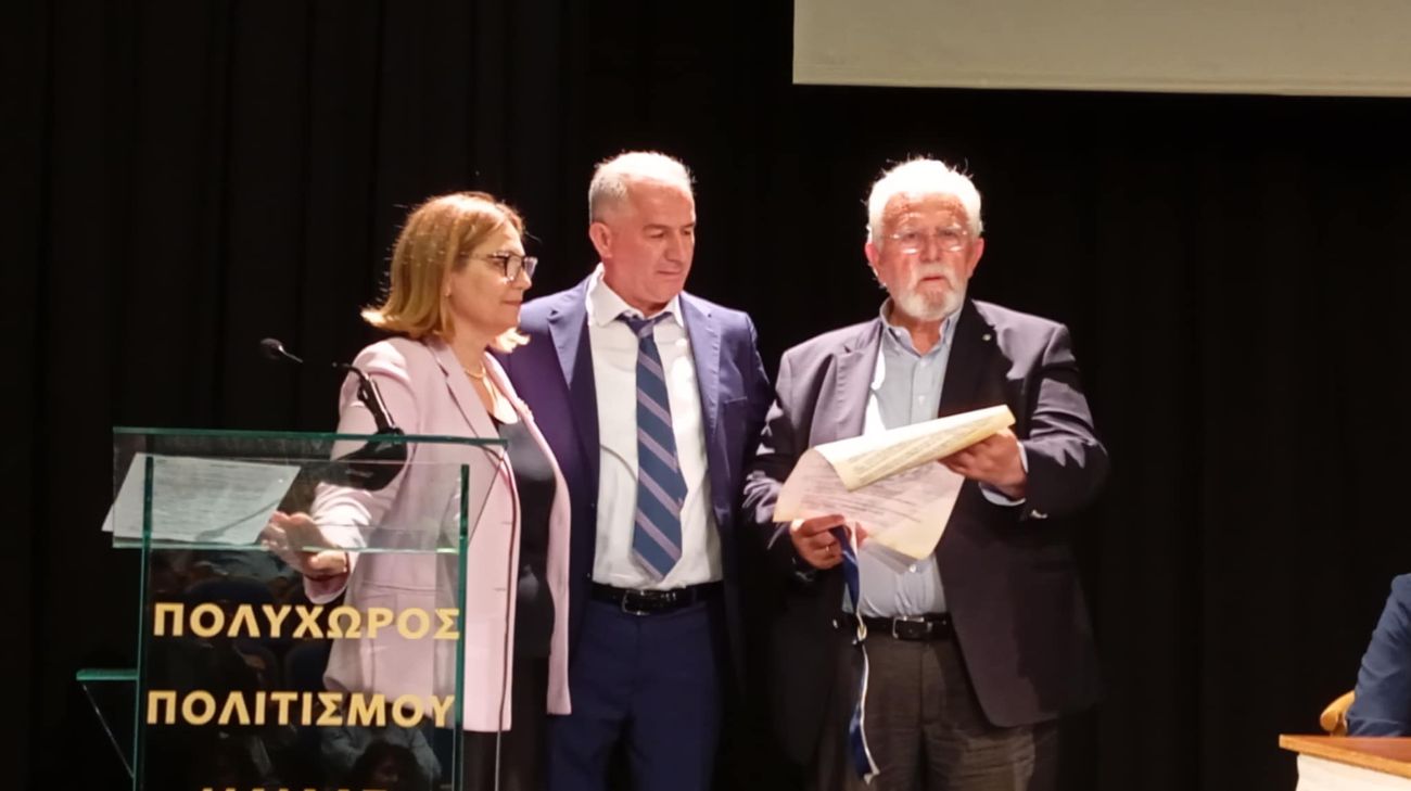 Η πόλη της Αμαλιάδας τίμησε τον ζωγράφο Kristo Defrim Hasa