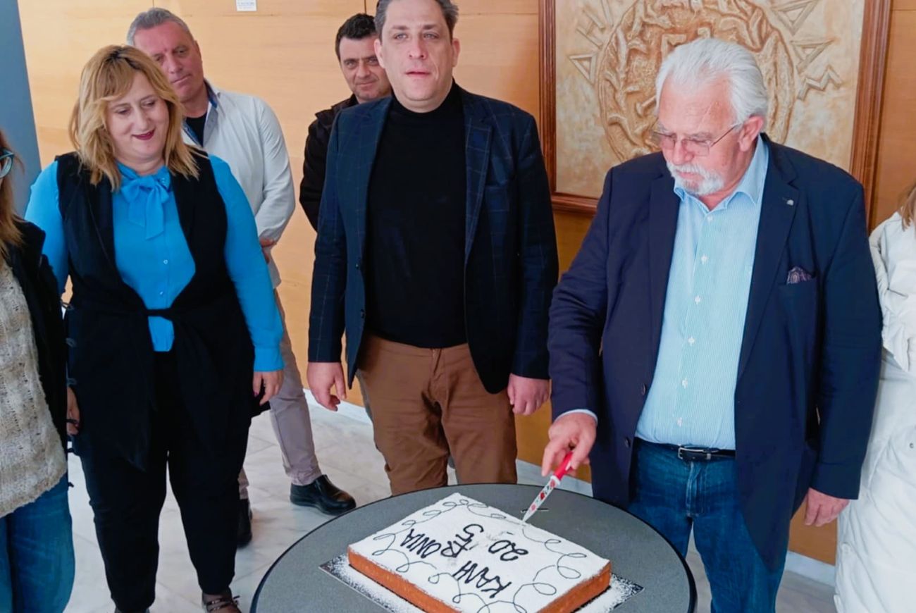 Έκοψαν τις πίτες τους η δημοτική αρχή και το Δημοτικό Συμβούλιο του Δήμου Ήλιδας