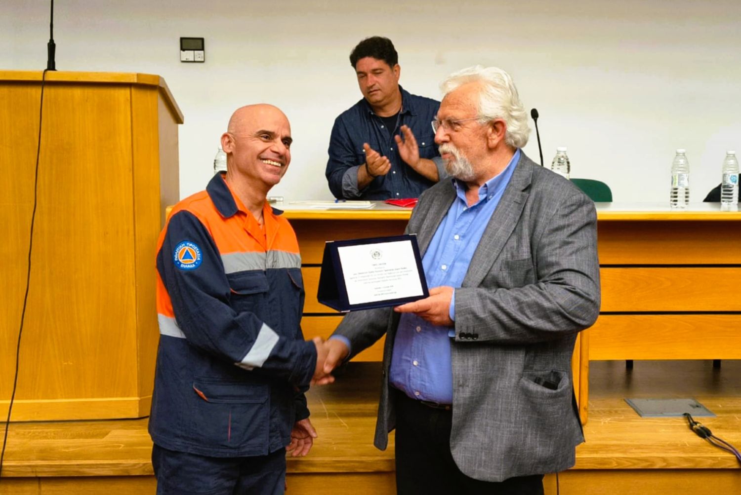 Ο Δήμος Ήλιδας τίμησε τα μέλη της Εθελοντικής Ομάδας Πολιτικής Προστασίας που διαθέτει