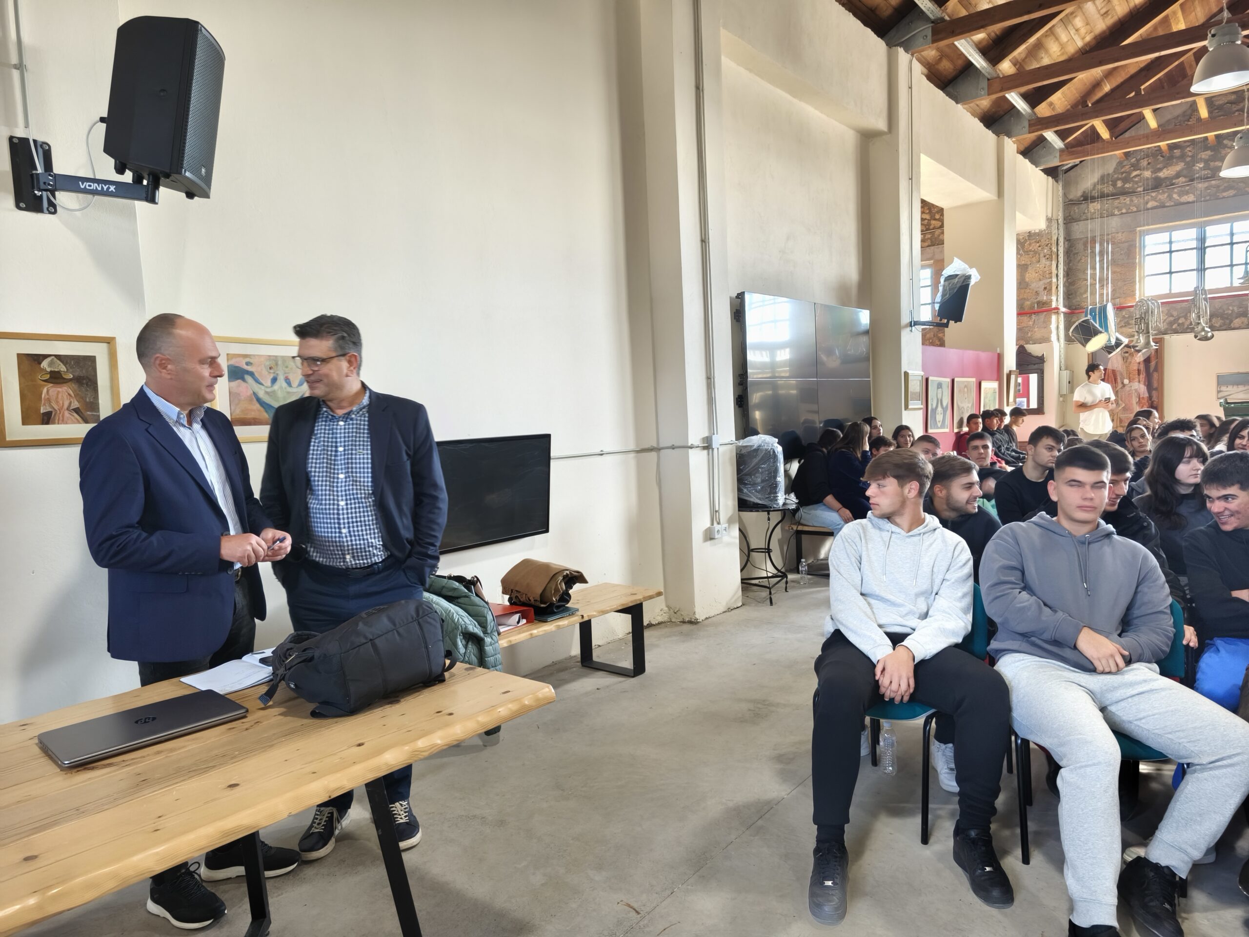 Σε εξέλιξη η Ημερίδα Επαγγελματικού Προσανατολισμού στον Δήμο Ανδραβίδας-Κυλλήνης