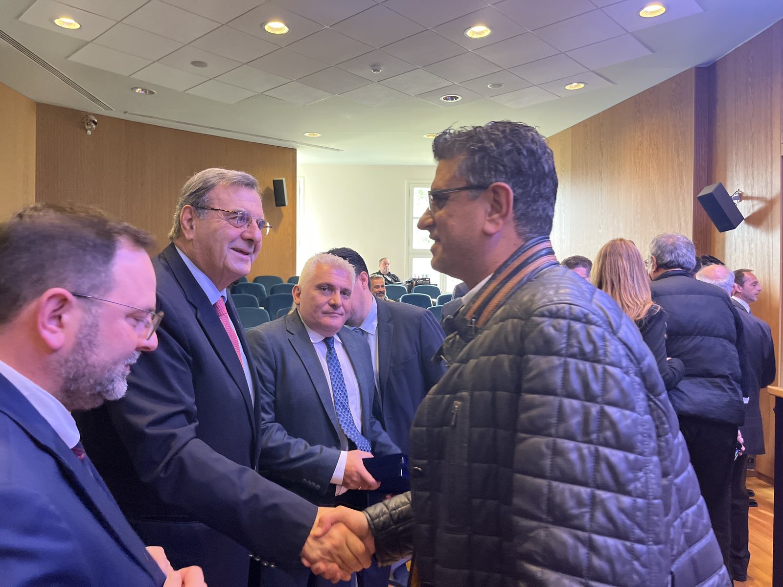 Με την Σφραγίδα του Δήμου Ανδραβίδας-Κυλλήνης – Ο Δήμαρχος Γιάννης Λέντζας τίμησε τους Ολυμπιονίκες στην Αρχαία Ολυμπία