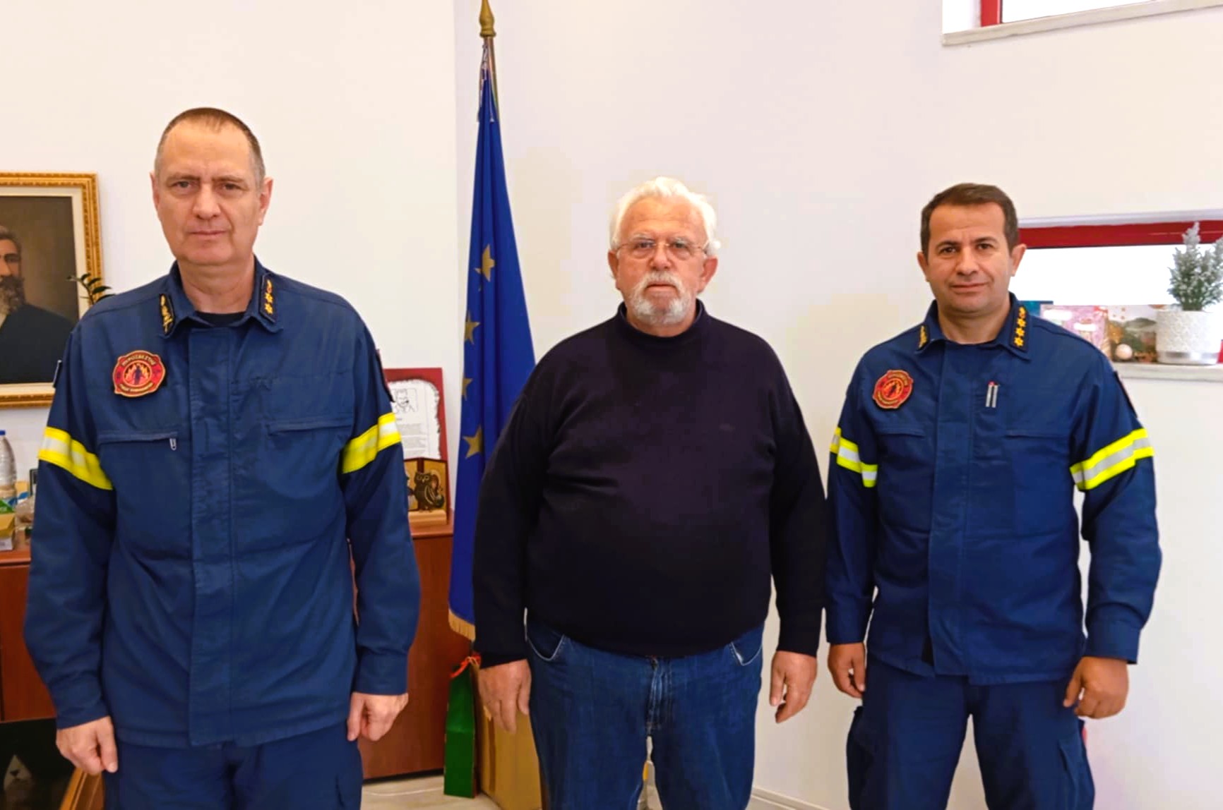 Ο Δήμαρχος Ήλιδας υποδέχτηκε το νέο διοικητή της Πυροσβεστικής Υπηρεσίας Αμαλιάδας και ευχαρίστησε τον απερχόμενο για την άριστη συνεργασία τους