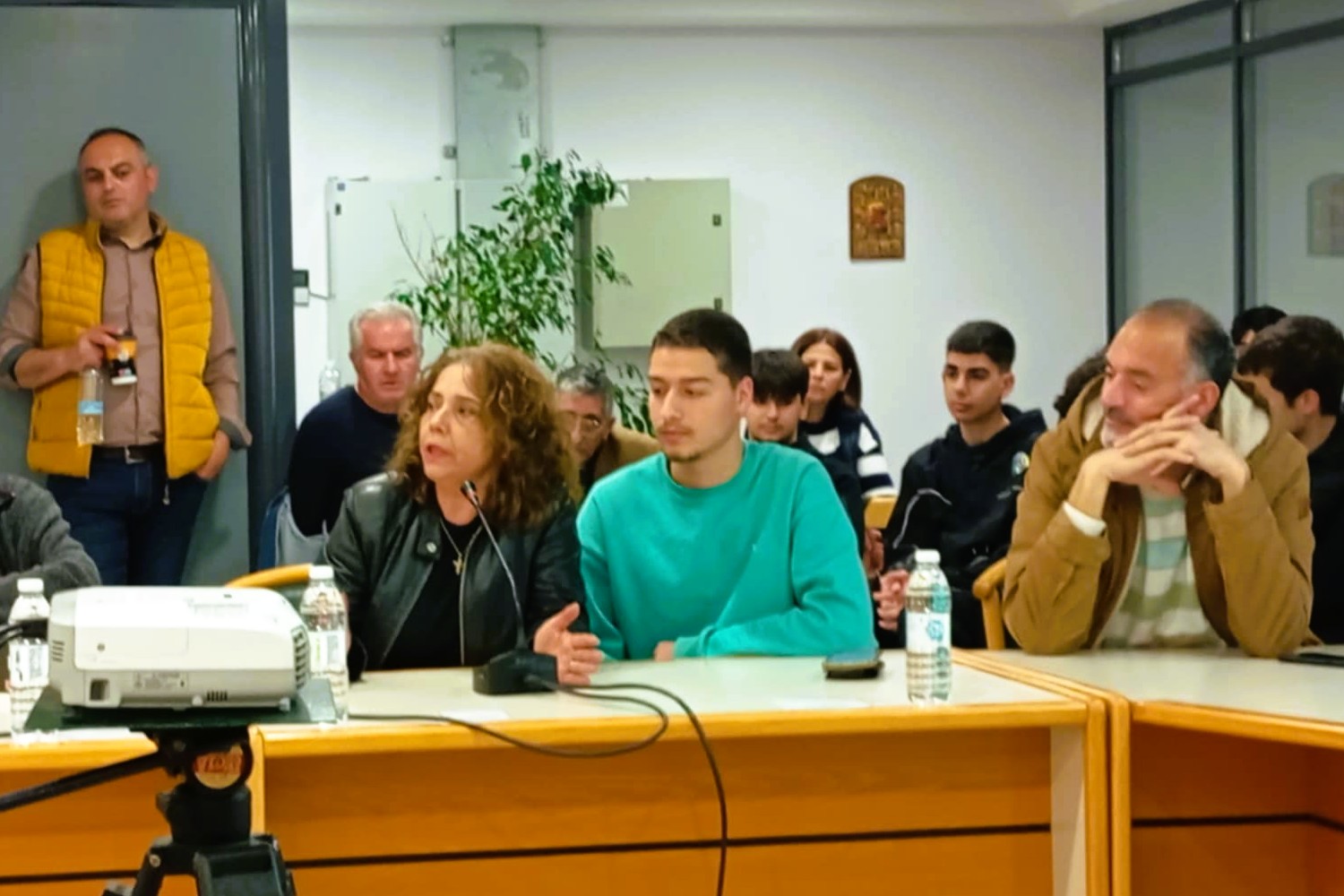 Η πανελλήνια επιτυχία της ομάδας ρομποτικής του 2ου Γενικού Λυκείου Αμαλιάδας τιμήθηκε κατά τη συνεδρίαση του Δημοτικού Συμβουλίου Ήλιδας