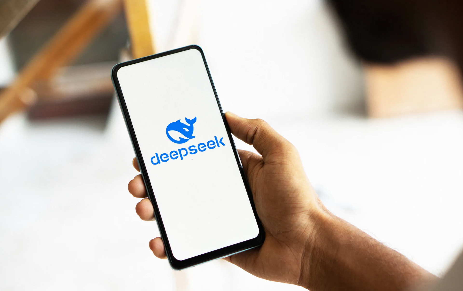 DeepSeek: Μια κινεζική startup απειλεί την αμερικανική κυριαρχία στην ΑΙ