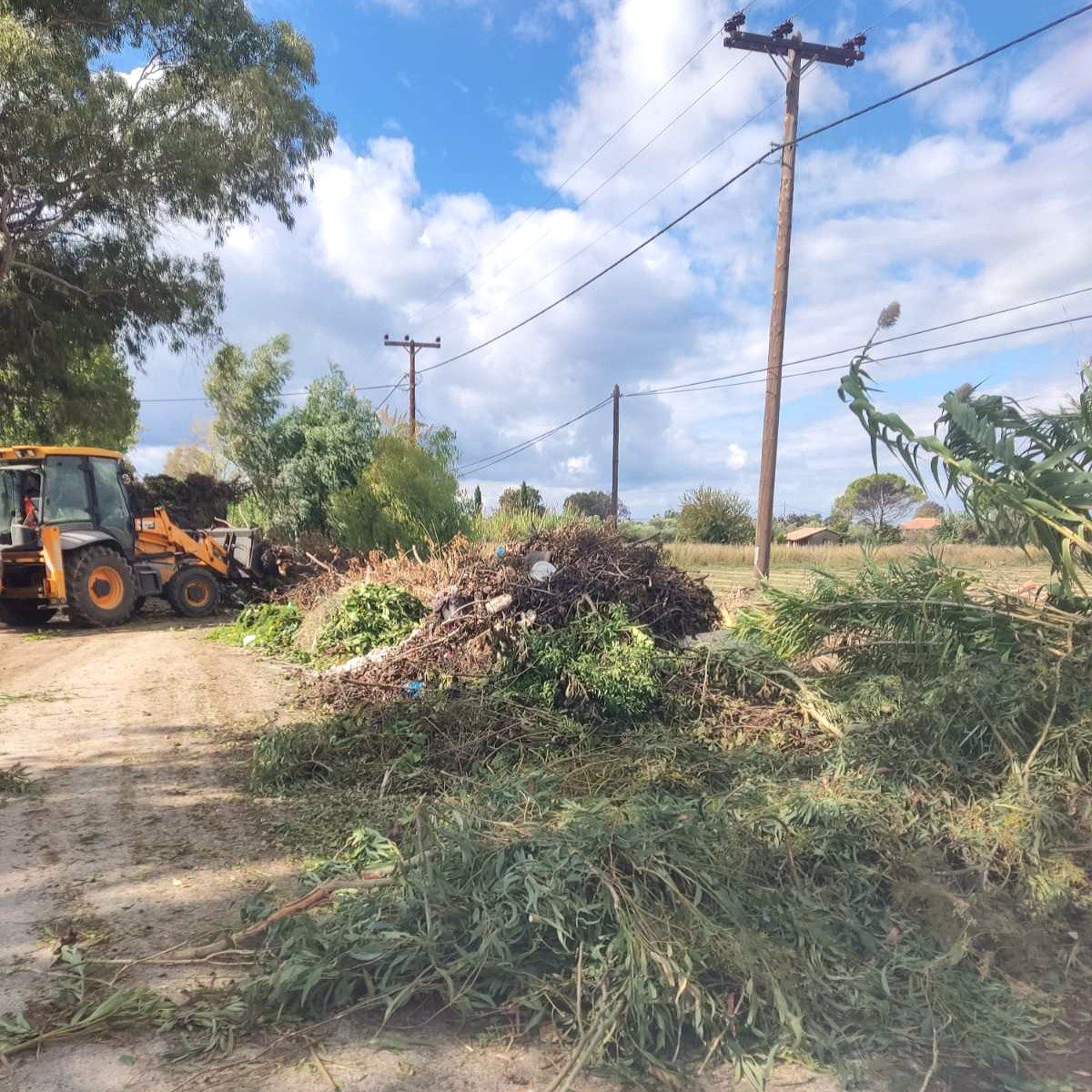 Εικόνες που δεν τιμούν κανέναν συνεχίζονται στον Δήμο Ήλιδας