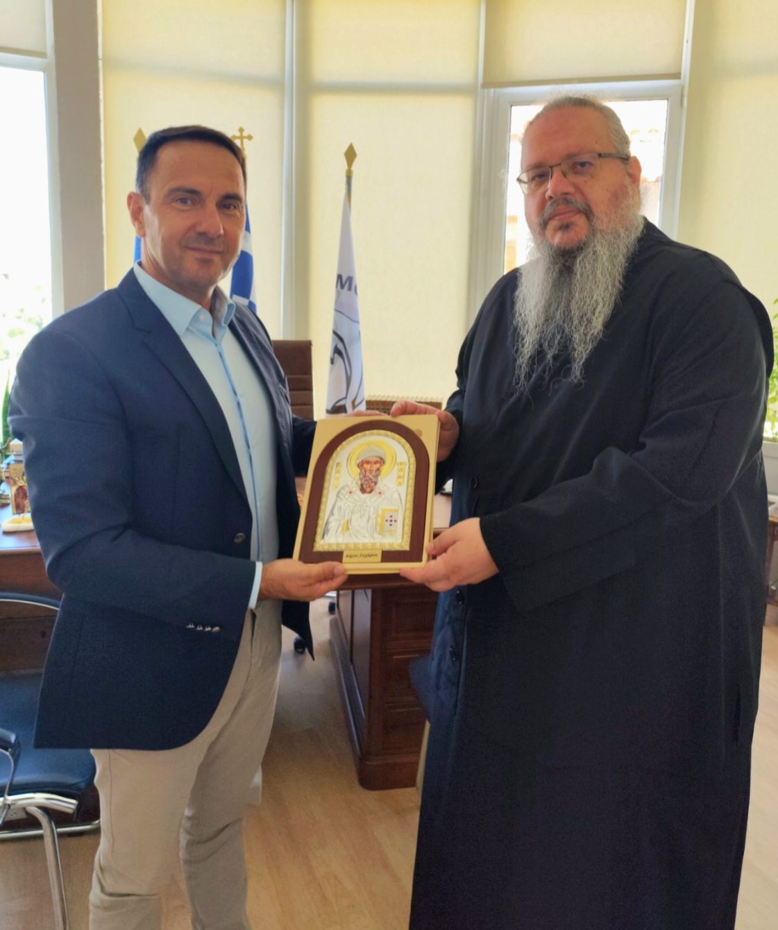 Ο Μητροπολίτης Λαρίσης και Τυρνάβου κ.κ. Ιερώνυμος στον Δήμο Ζαχάρως