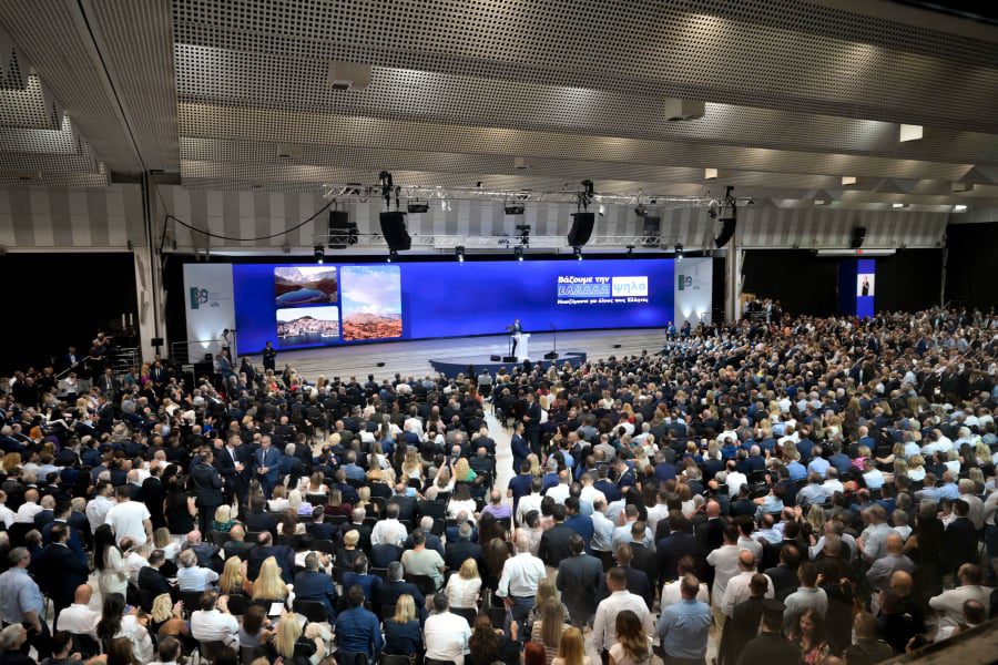 ΔΕΘ 2025: Ξεχάστηκαν οι αυξήσεις στα επιδόματα του ΟΠΕΚΑ