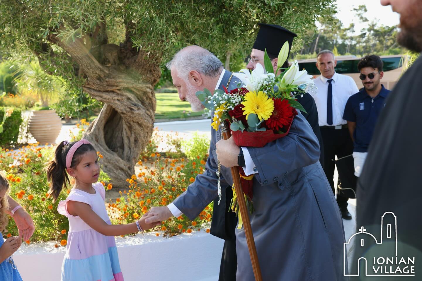 Ο Αρχιεπίσκοπος Αμερικής Ελπιδοφόρος στο Ιονικό Χωριό