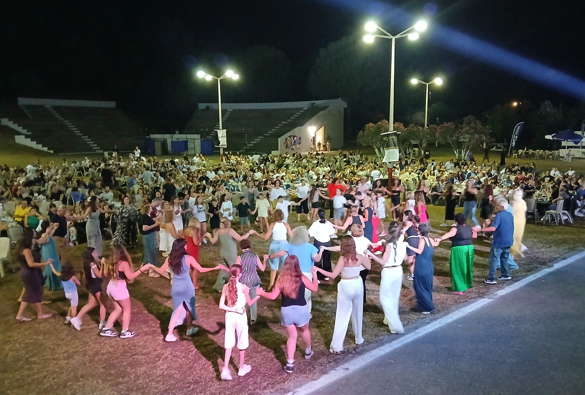 Με επιτυχία το παραδοσιακό πανηγύρι στην Κρέστενα