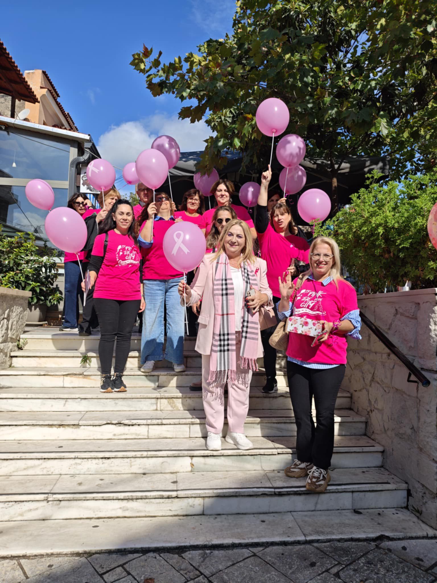 “Ροζ περίπατος” από τη Ν.Μ. Κρεστένων
