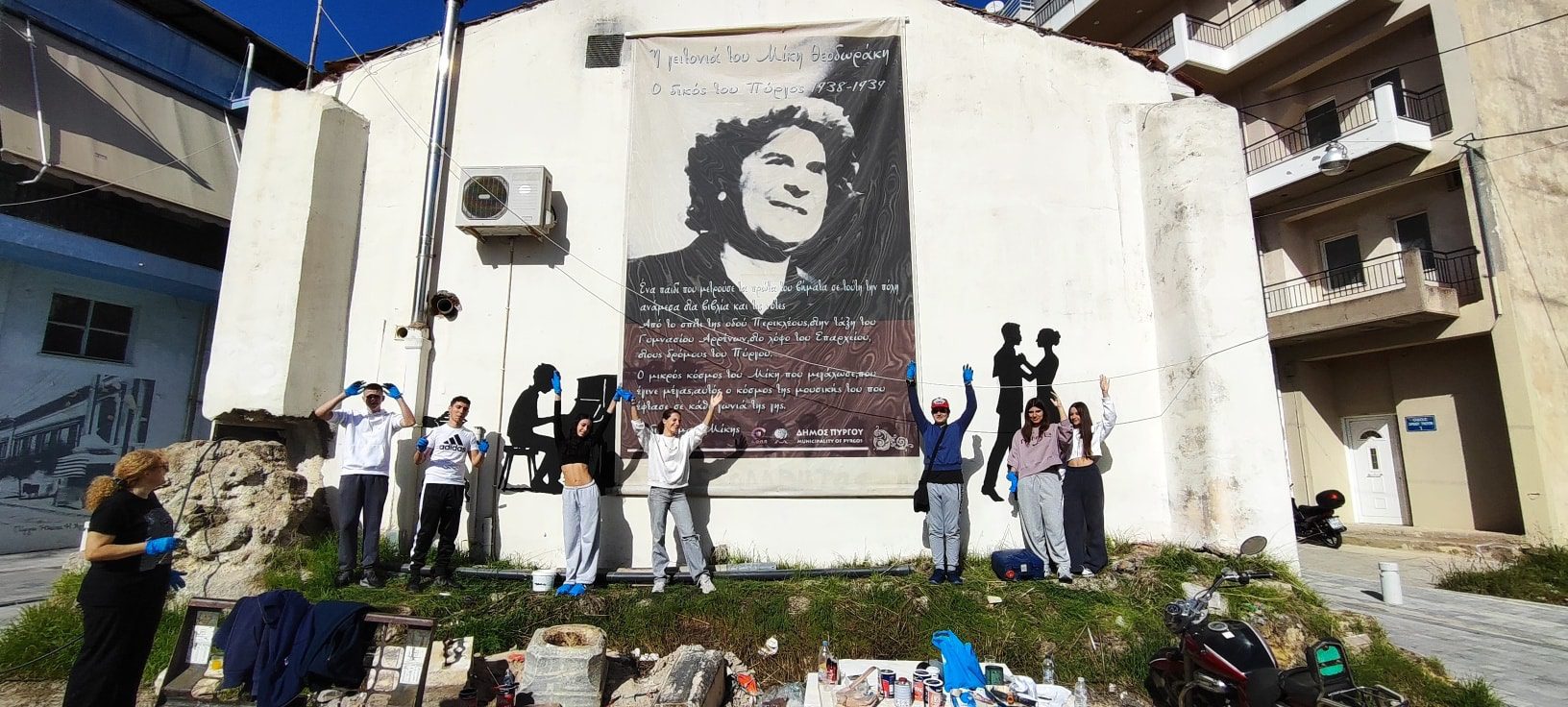 Πηγή έμπνευσης η επιθυμία του Μίκη να βρίσκεται στον Πύργο!