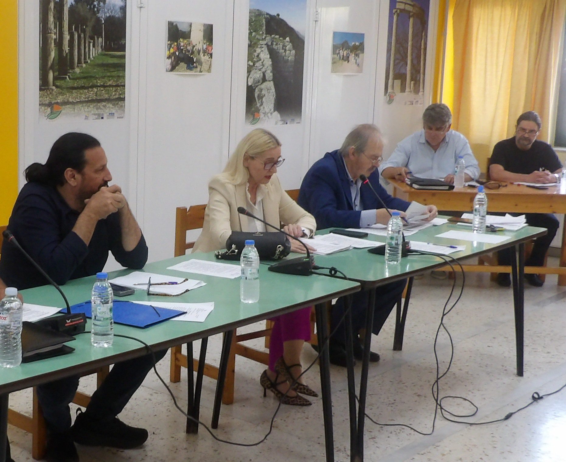 Δ. Σ. Ανδρίτσαινας-Κρεστένων: Στο επίκεντρο τ’ αδέσποτα ζώα συντροφιάς