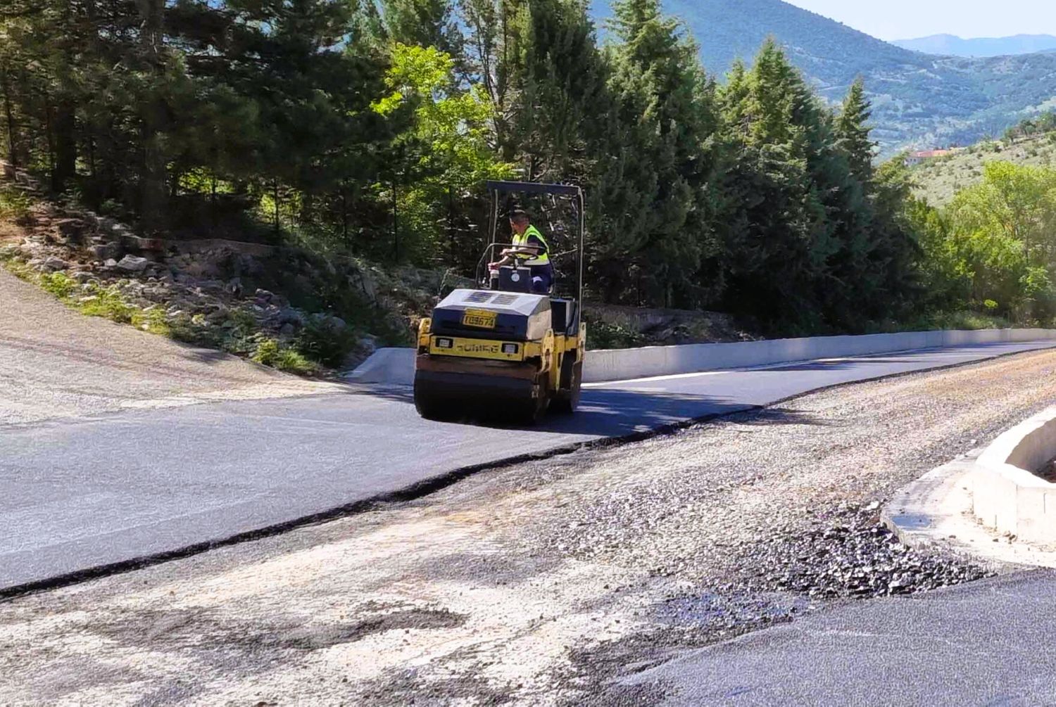 Νέα πρόταση για τη βελτίωση της αγροτικής οδοποιίας ύψους 3.000.000 ευρώ κατέθεσε για έξι σημεία του Δήμου Ήλιδας, ο Χρήστος Χριστοδουλόπουλος