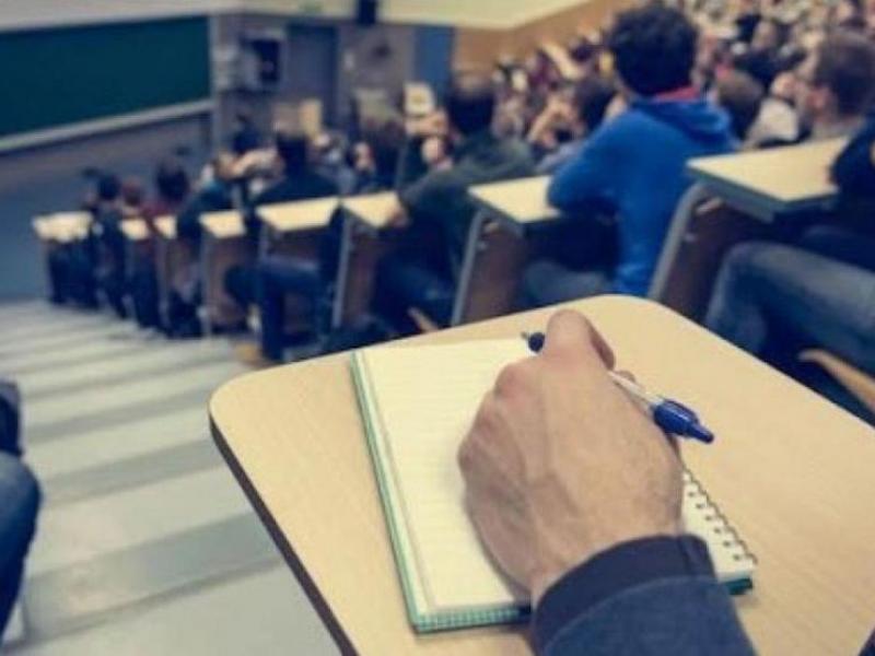 Αυτά είναι τα Τμήματα και οι Σχολές των Ελληνικών ΑΕΙ που το πτυχίο τους ισοδυναμεί με μεταπτυχιακό τίτλο