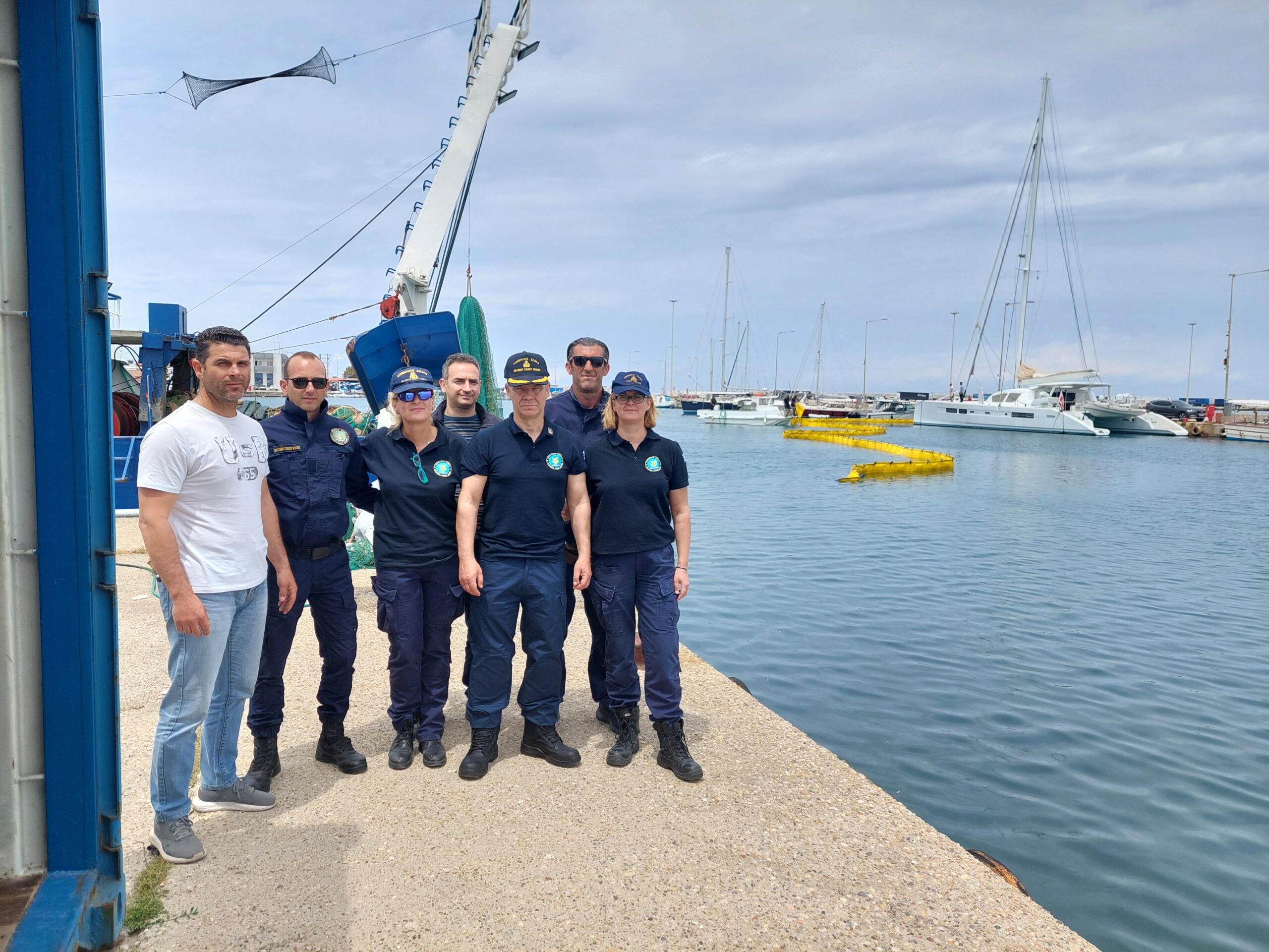 Αντιρρυπαντική άσκηση χθες στο λιμάνι  Κυλλήνης από το Λιμεναρχείο με την συνδρομή του Δ.Λ.Τ.Κ