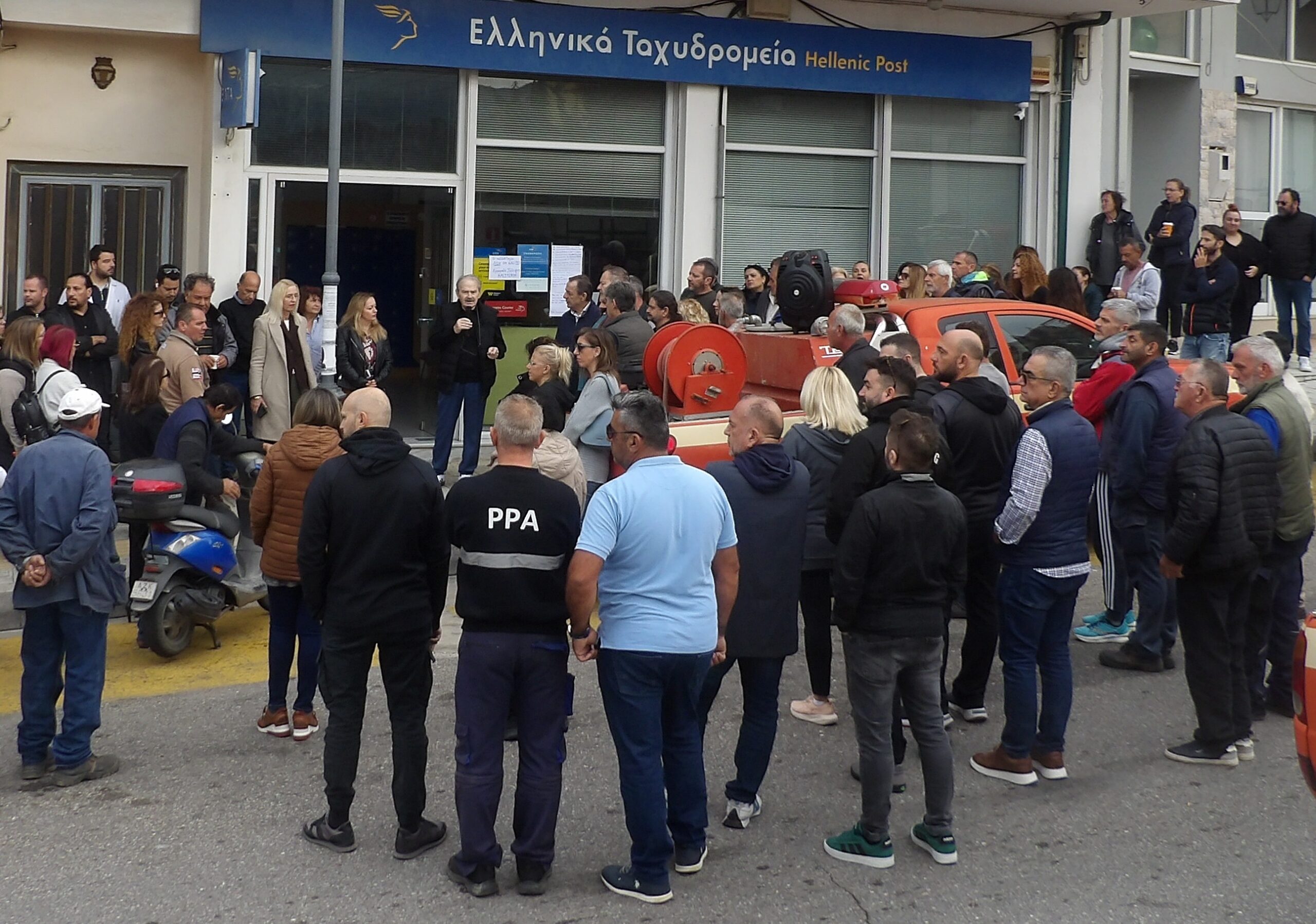 «Πανστρατιά» για τα ΕΛΤΑ σε Ανδρίτσαινα και Κρέστενα