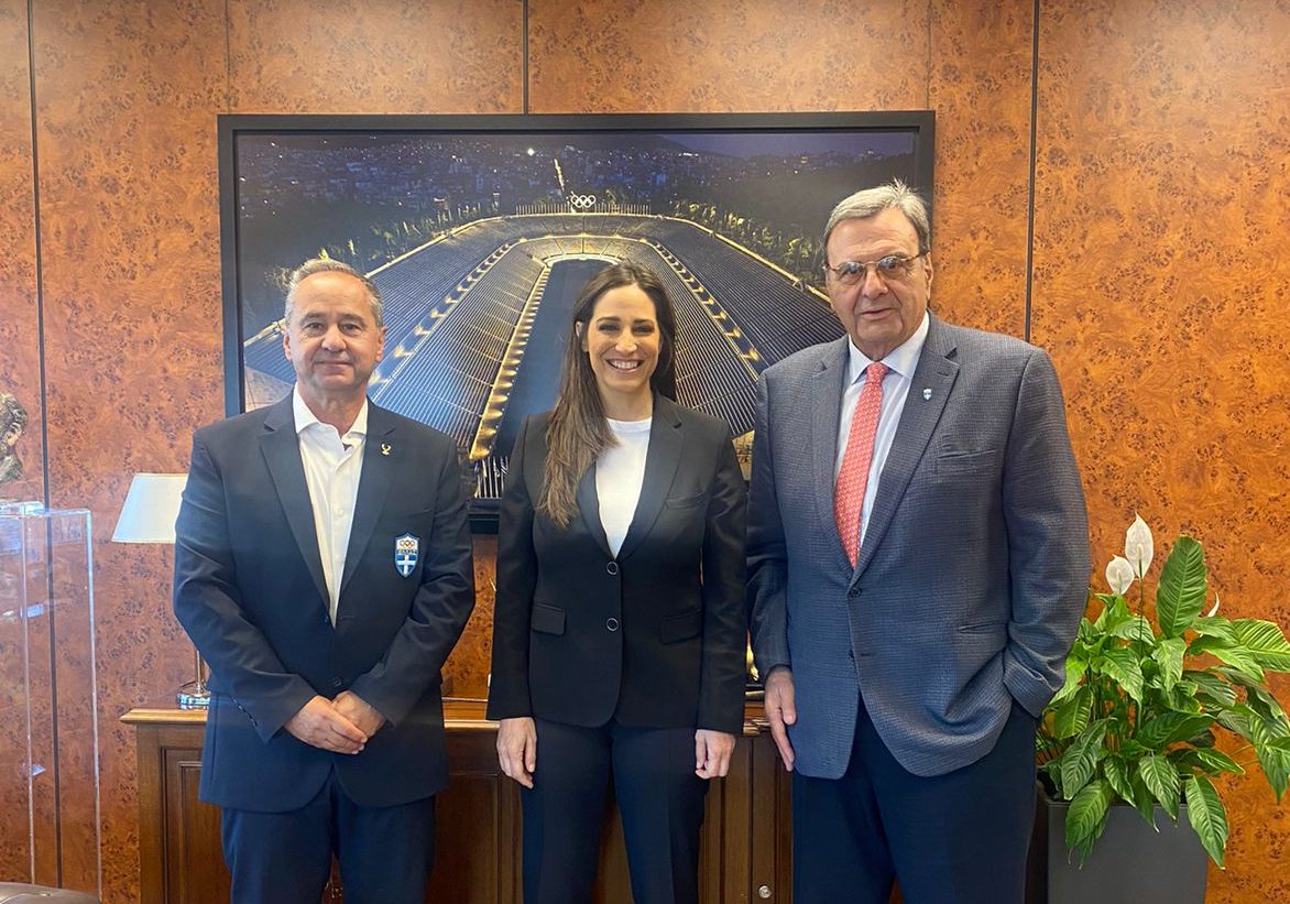 Η Δώρα Αναγνωστοπούλου Master of Ceremonies της Ολυμπιακής Φλόγας