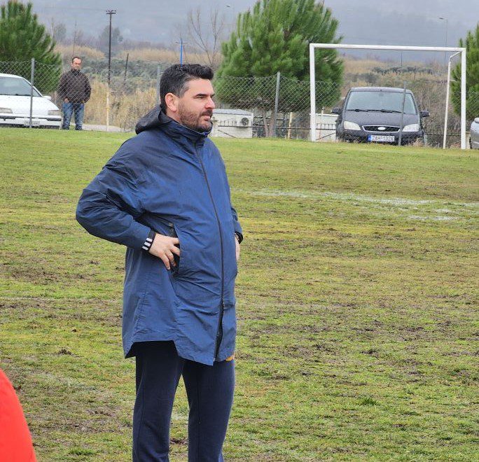 Ερμής Πλατάνου: Ευχές σε Χαραλαμπόπουλο