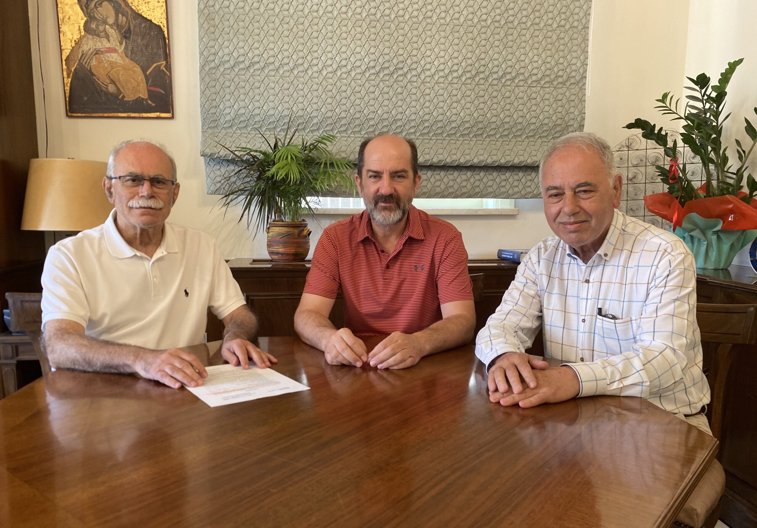 Δήμος Πύργου: Ενισχύεται ο στόλος της Διεύθυνσης Κοινωνικής Προστασίας και των Τεχνικών Υπηρεσιών με νέα οχήματα