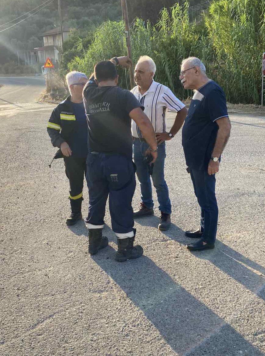 Ο Δήμαρχος Πύργου στην φωτιά στο Λαντζόι