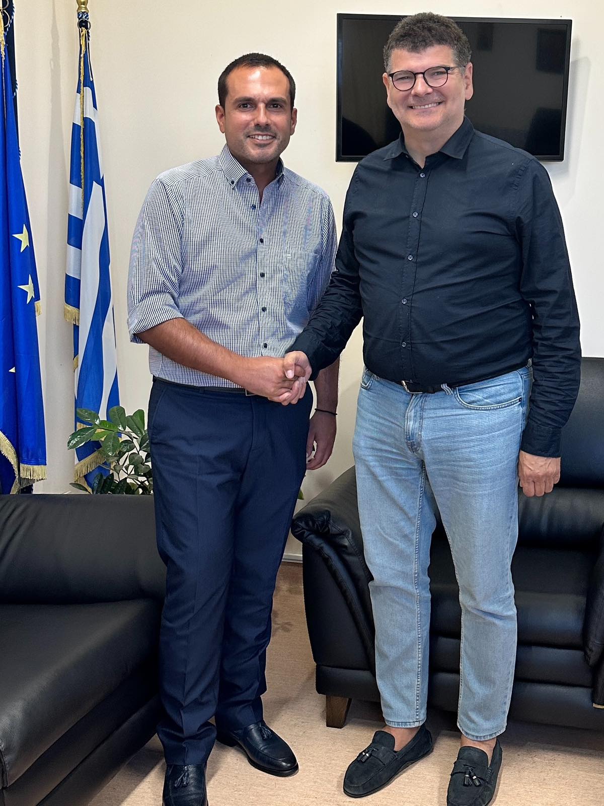 Εθιμοτυπική Επίσκεψη του Αντιδημάρχου Κοινωνικής Προστασίας και Υγείας στον Διοικητή του Γενικού Νοσοκομείου Ηλείας