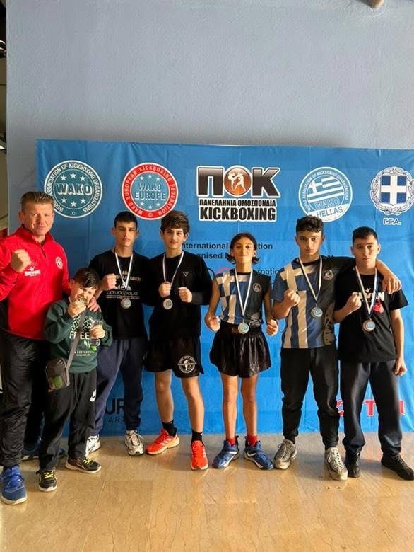 Papadopoulos-Panagiotopoulos Team: Έξι μετάλλια στο Πανελλήνιο Κύπελλο kick boxing