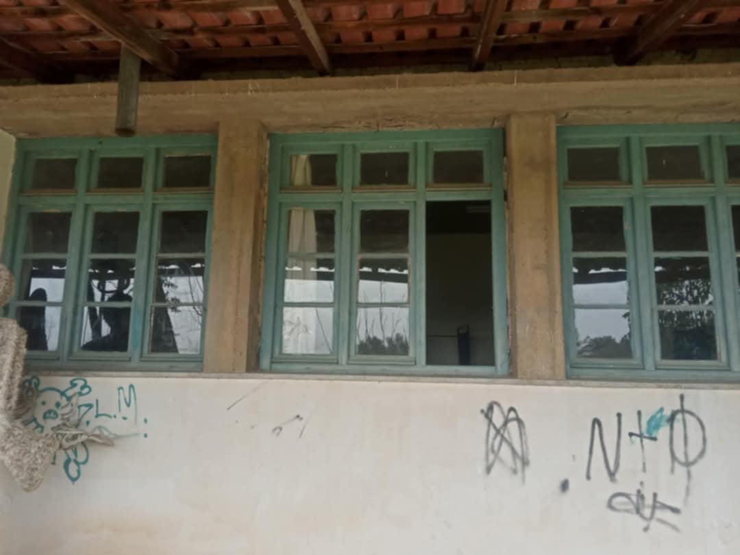 Βανδαλισμοί στο πρώην Δημοτικό Σχολείο Κολιρίου