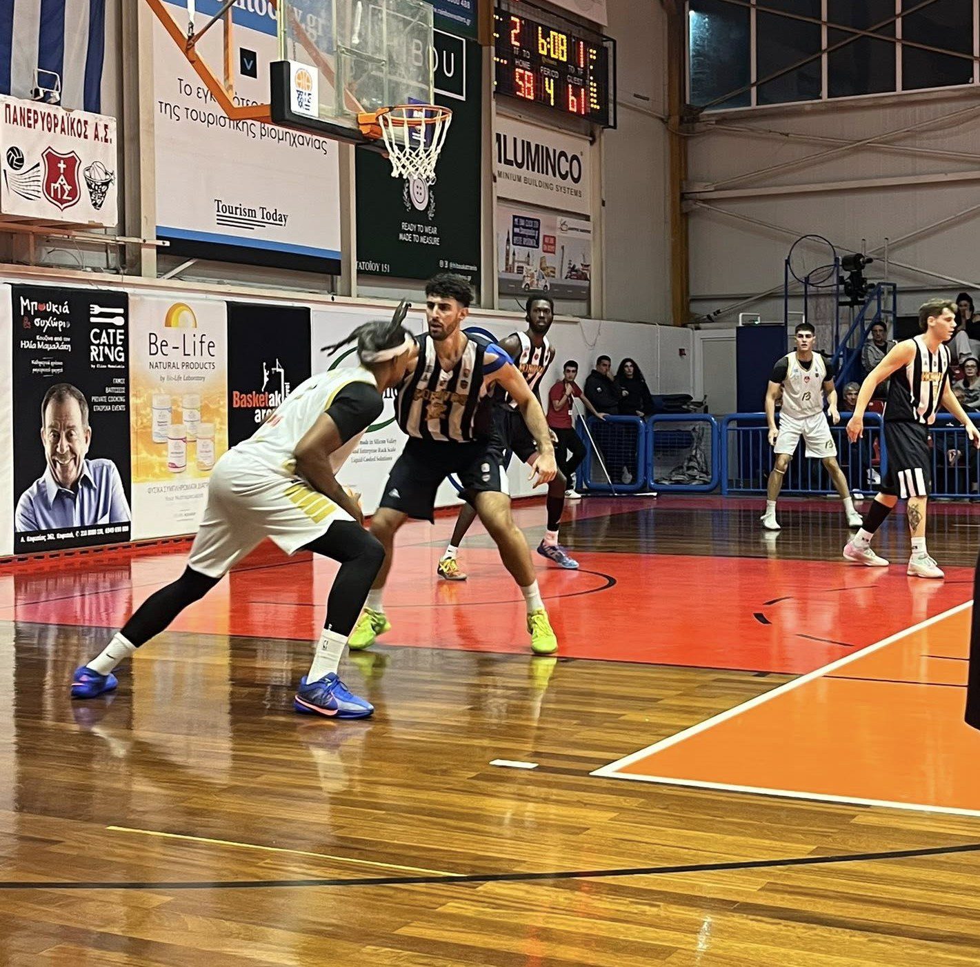 Κόροιβος: Λύγισε στα τελευταία λεπτά στη Ν. Ερυθραία-Παράπονα για την διαιτησία