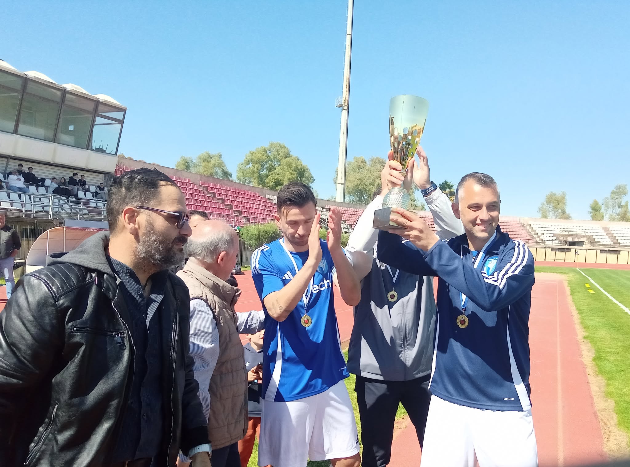 Πύργος F.C. Θύελλα: Σήκωσε την κούπα και τώρα… η Γ΄ Εθνική-Ισοπαλία με Παναχαϊκή (φωτό)