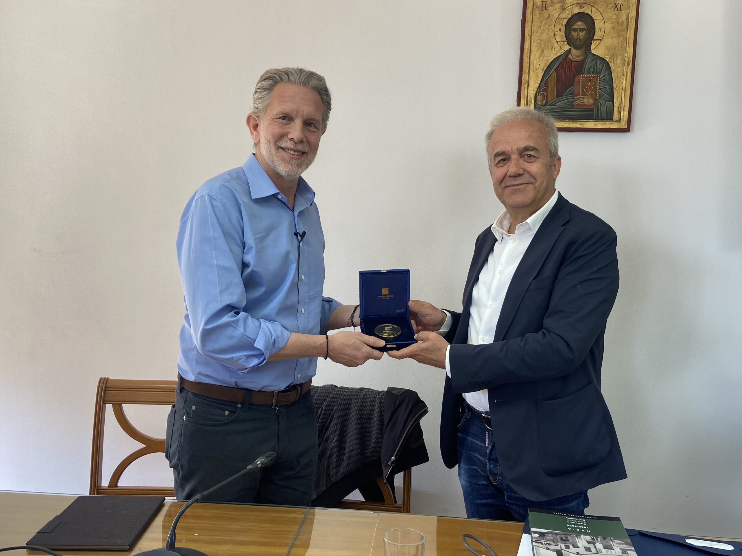 Συνάντηση του Παύλου Γερουλάνου, με τον πρόεδρο και το Δ.Σ του Επιμελητηρίου Ηλείας