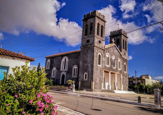 Μνημόσυνο δωρητών και ευεργετών των Λεχαινών 