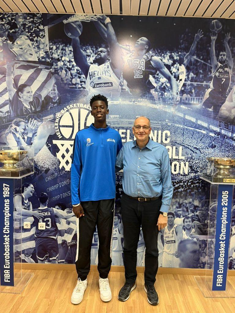 E.O.K.: Πρόγραμμα μπασκετικής υποστήριξης “Θεαγένης”