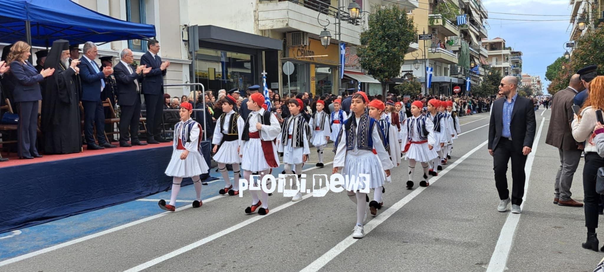 Με λαμπρότητα η παρέλαση στον Πύργο [photos]