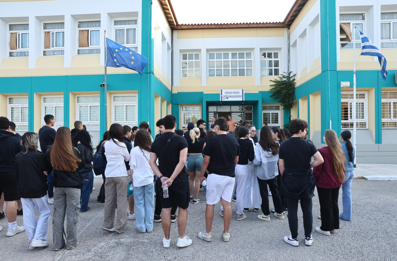 Πανελλαδικές: Οι πρώτοι μηδενισμοί λόγω κινητού και ο μεγάλος ύπνος… υποψηφίων