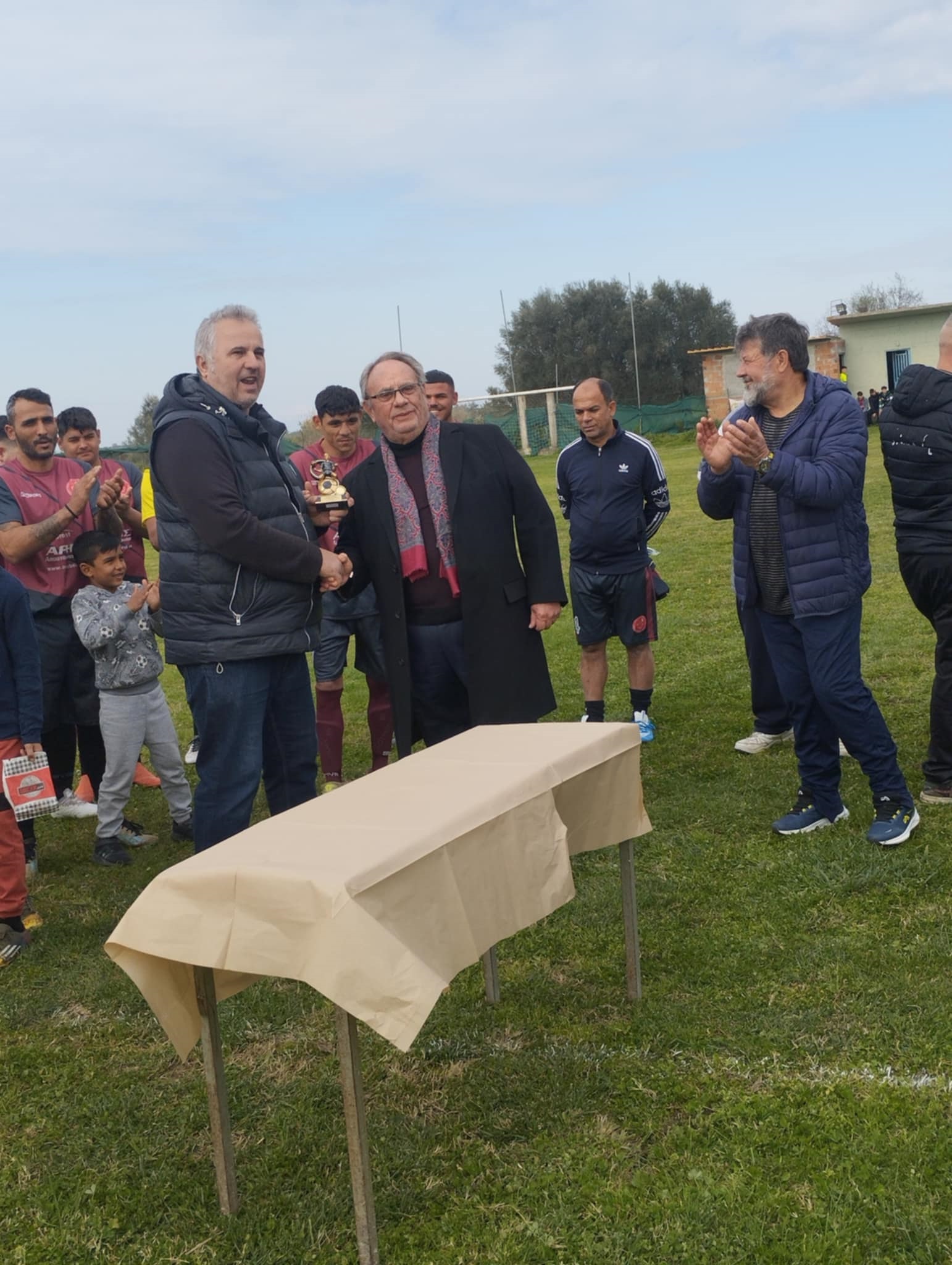 Ο Κένταυρος Σωστίου βράβευσε τον Παπαδάκο