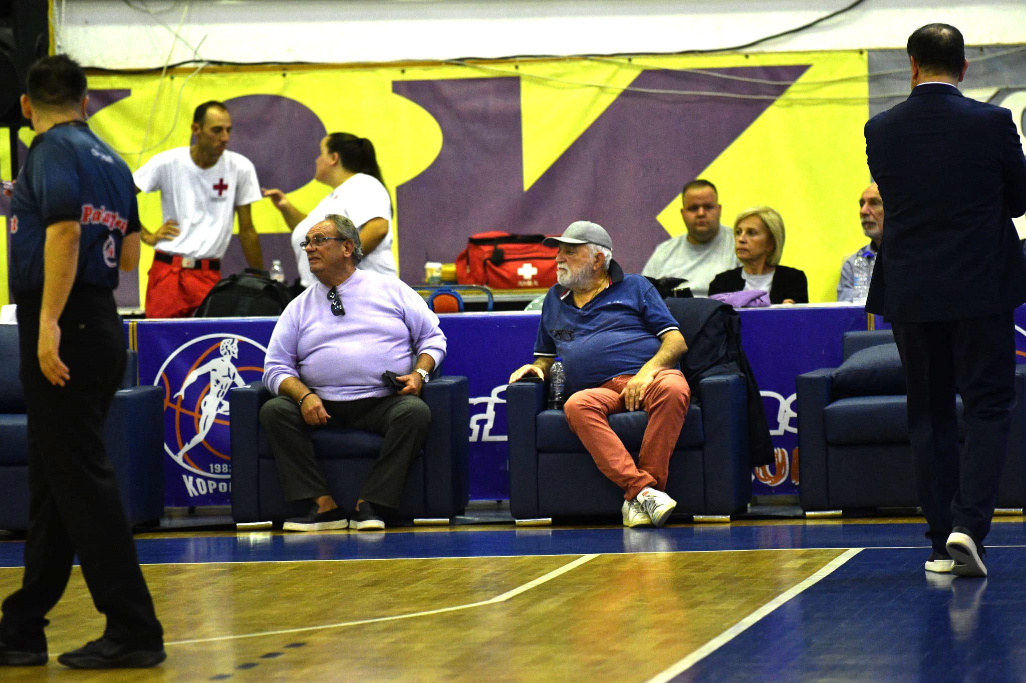 Πολυθρόνες στα ματς του Κοροίβου για τους μεγάλους χορηγούς