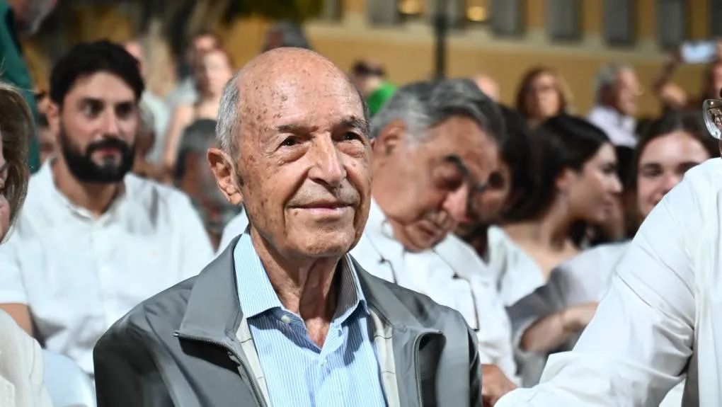 Πέθανε ο Κώστας Σημίτης 