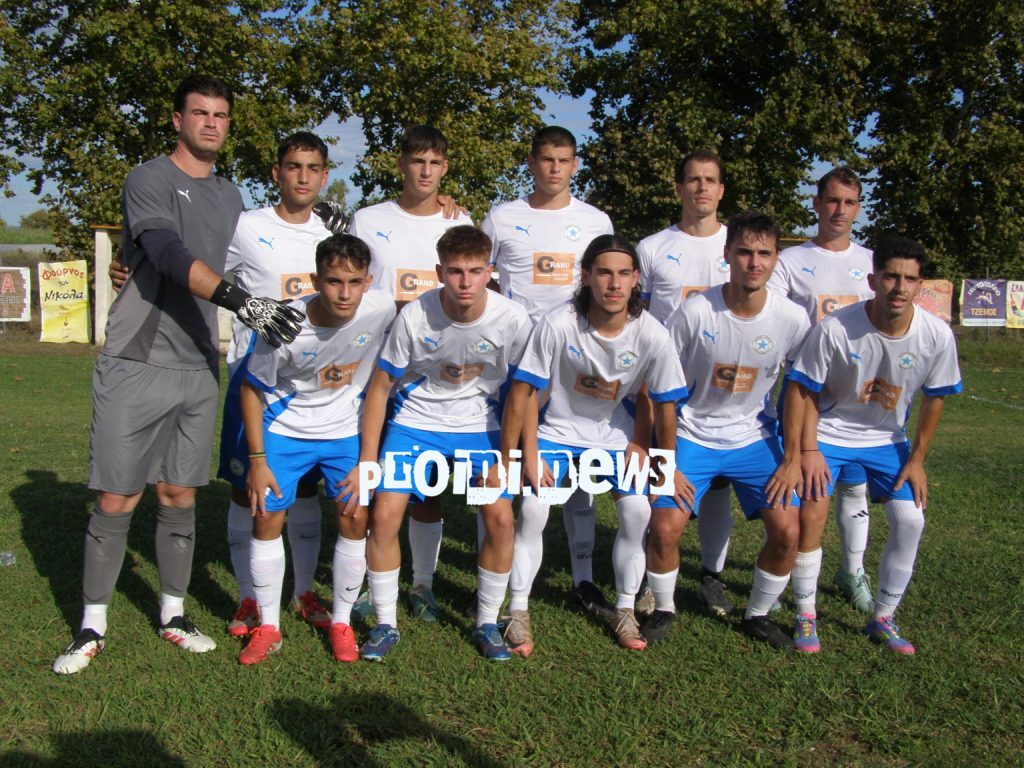 Τόπο στα νιάτα στο Σκουροχώρι-Οχτώ μικροί στο αρχικό σχήμα με ΠΑΟΒ