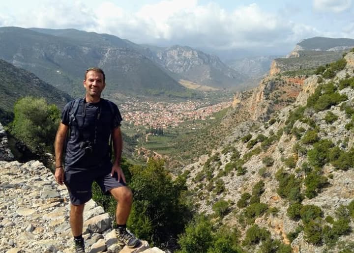 Θρήνος για την απώλεια του Γιάννη Βασιλόπουλου