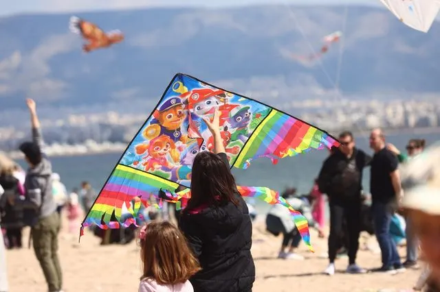 Καθαρά Δευτέρα: Πώς θα αποφύγουμε τα παιδικά ατυχήματα