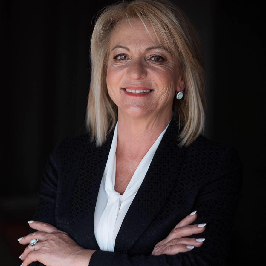 Ο Πύργος φοράει τα γιορτινά του – 45 ημέρες μέχρι τα Χριστούγεννα!