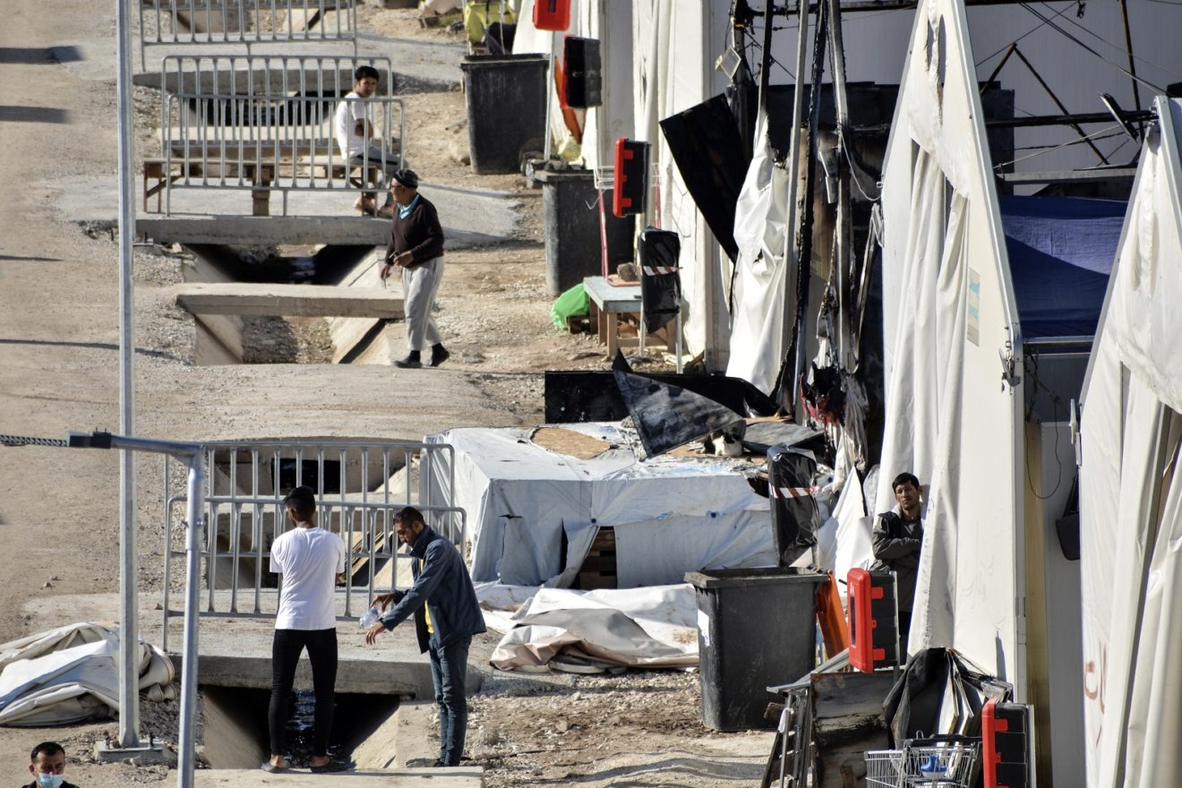 Έκθεση-κόλαφος: Παραβίαση δικαιωμάτων με ευρωπαϊκά κονδύλια – Τι λέει για την Ελλάδα