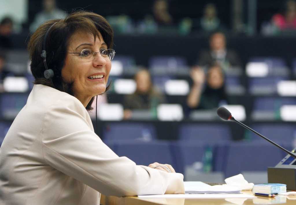 “Συνεργασία” ΝΔ-Δαμανάκη -Δείτε με ποια ιδιότητα