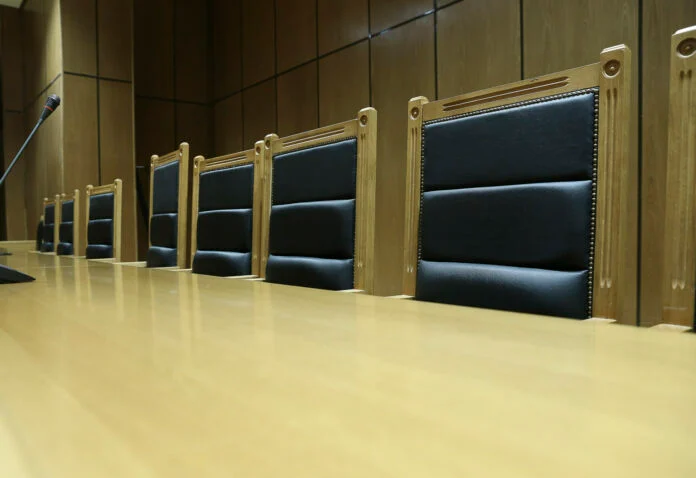 Υπόθεση Novartis: Δίωξη στους 2 πρώην προστατευόμενους μάρτυρες για ψευδή κατάθεση και ψευδή καταμήνυση