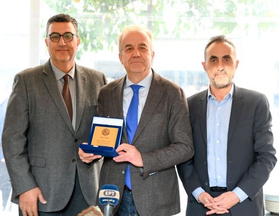 Βράβευση του Προέδρου του Επιμελητηρίου Ηλείας από τη Λέσχη Αρχιμαγείρων Πελοποννήσου και Δυτικής Ελλάδας