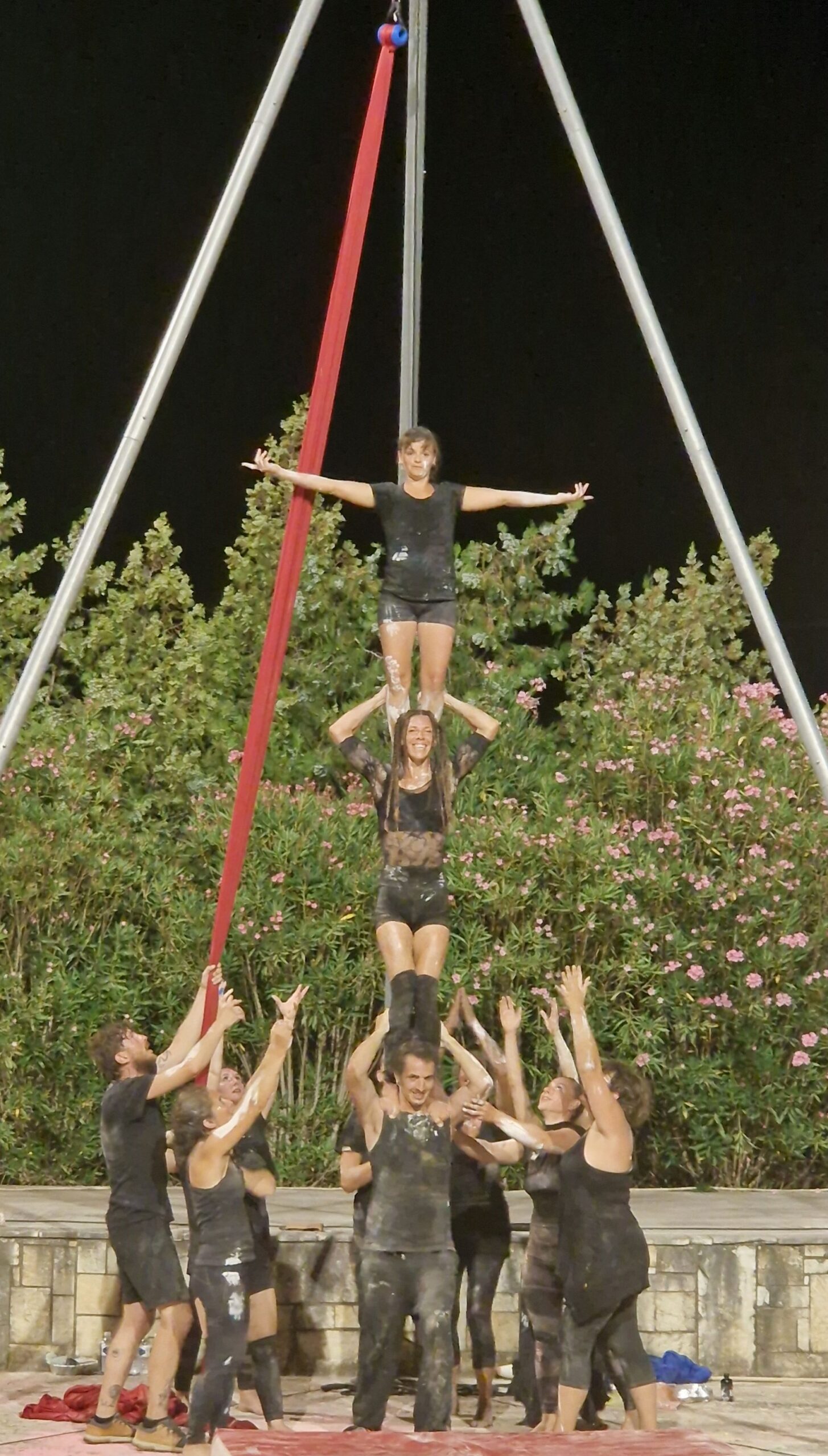 Μαγεία, Ακροβατικά και Κοινωνικά Μηνύματα από το CirCus Komono στο 13ο Φεστιβάλ Δήμου Πηνειού