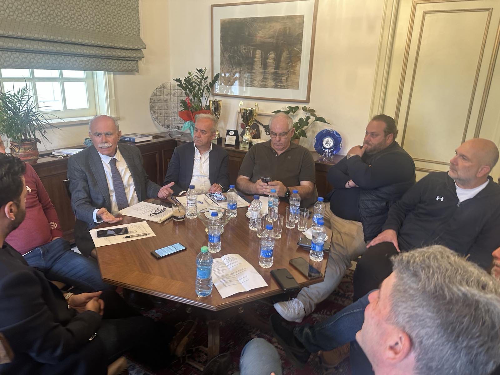 Συνάντηση του προέδρου του Επιμελητηρίου Ηλείας με τον Δήμαρχο Πύργου