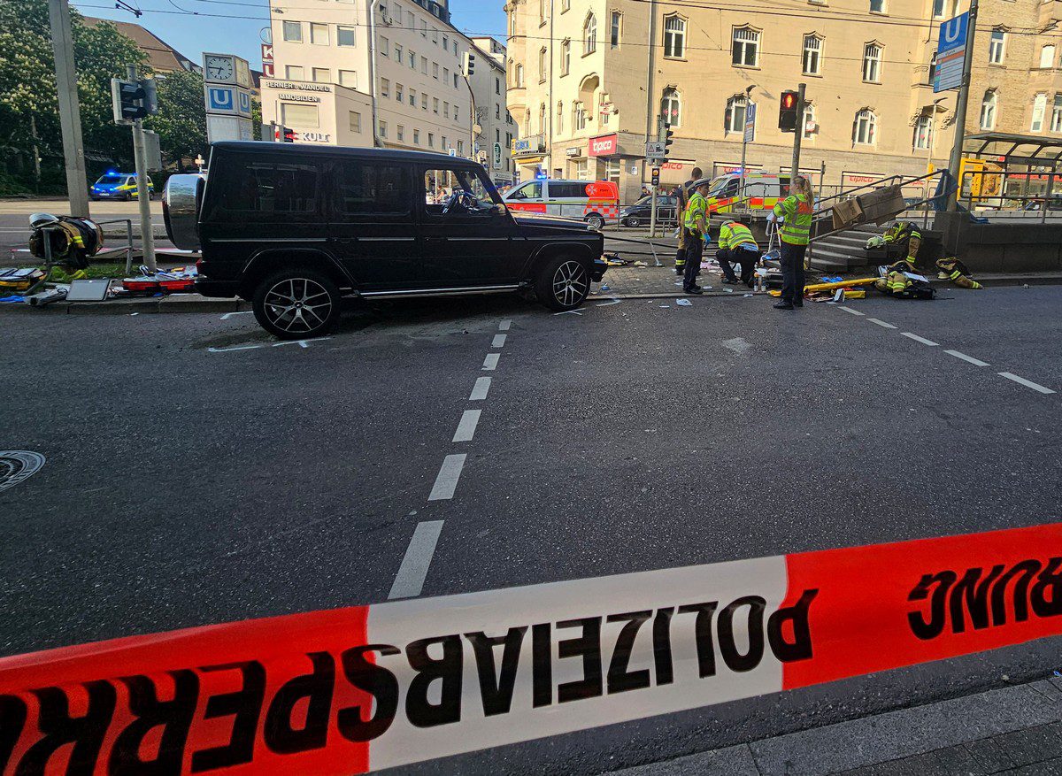 Γερμανία: Σε τροχαίο αποδίδει η αστυνομία το ατύχημα στη Στουτγάρδη