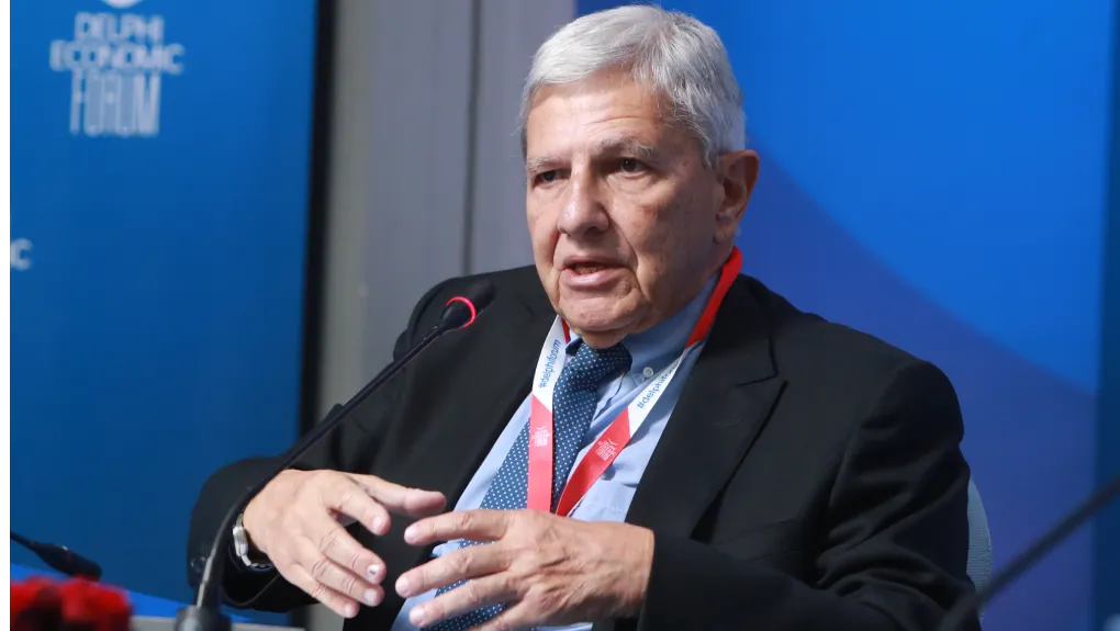 Τον Τάσο Γιαννίτση προτείνει το ΠΑΣΟΚ για ΠτΔ